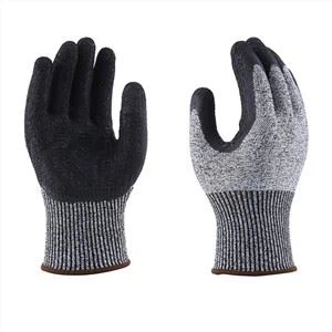 Lámhainní Frithsheasmhach in LaTeX