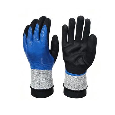 Dúbailte tumtha go hiomlán gainimh gainimh bhrataithe pailme brataithe.